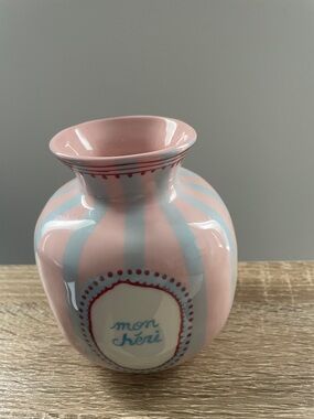 Anthropologie vase decor stripe pink French mon Cheri Paris laetitia rouget love